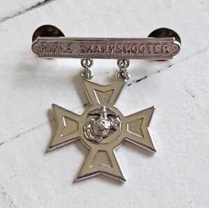 USMC Rifle Sharpshooter Badge